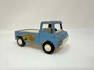 Blue Die-Cast Pickup Truck Toy Vintage 1969 Made in USA by Tootsietoy toy cars